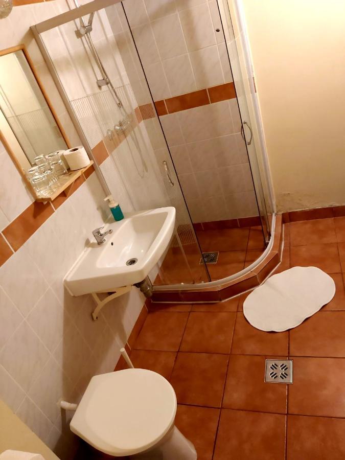 Hotel Stella Siofok Luaran gambar