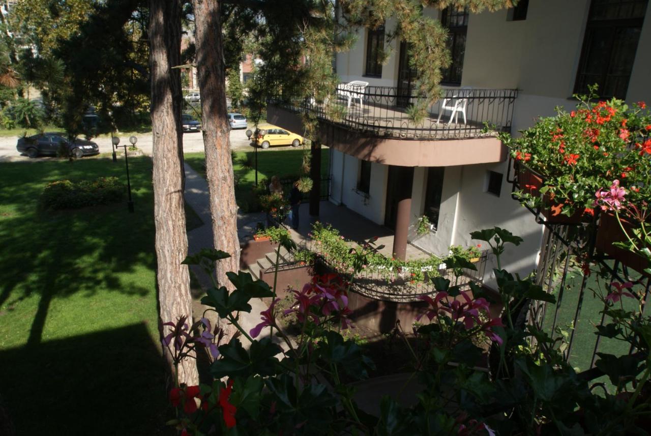 Hotel Stella Siofok Luaran gambar