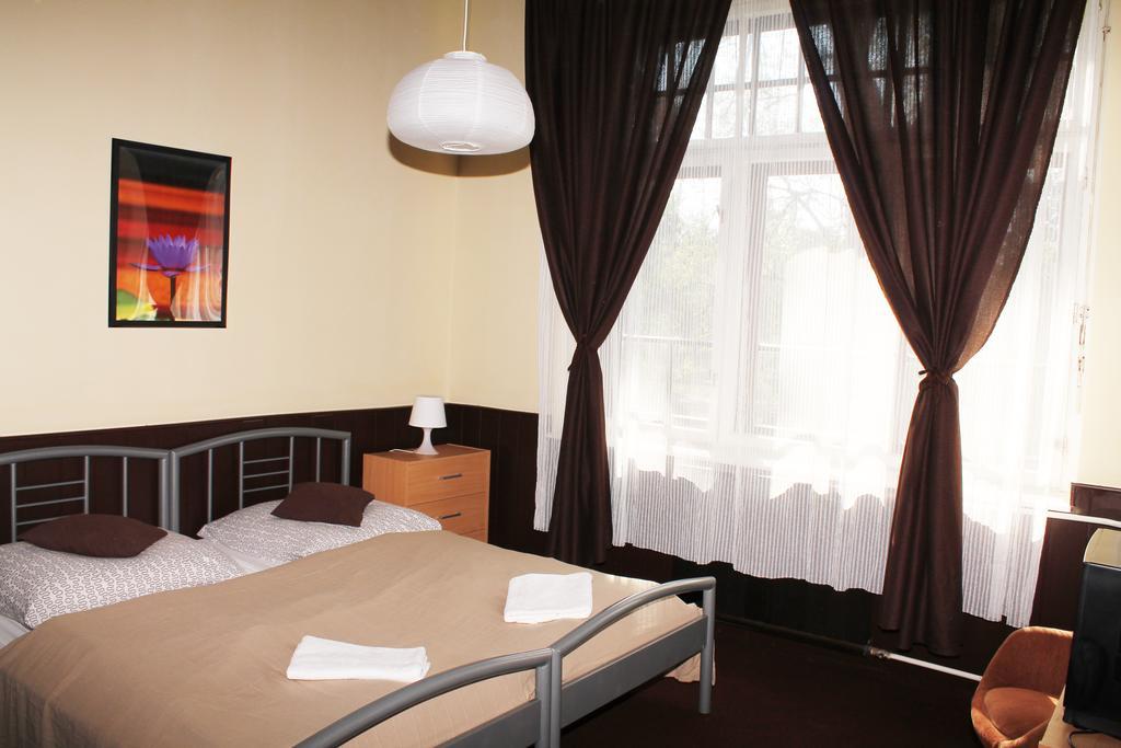 Hotel Stella Siofok Luaran gambar