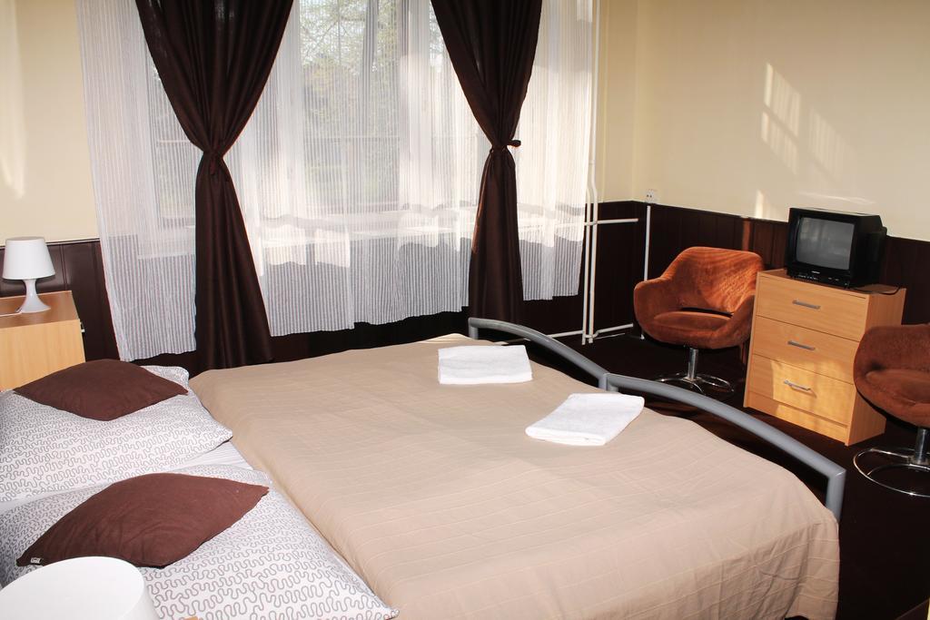 Hotel Stella Siofok Luaran gambar