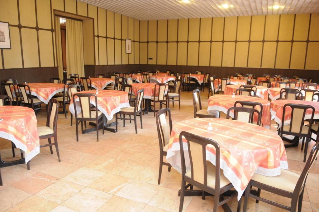 Hotel Stella Siofok Luaran gambar