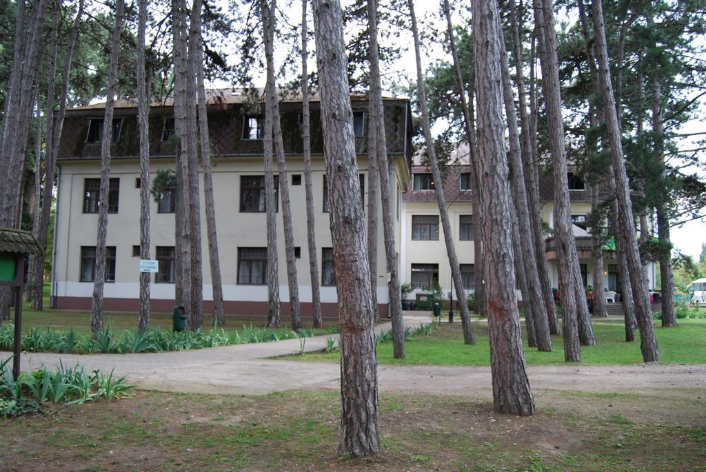 Hotel Stella Siofok Luaran gambar